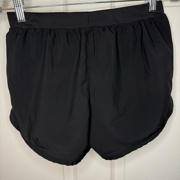 Under Armour Women's Athletic Black Running Shorts Size Small GUC - Picture 3 of 7